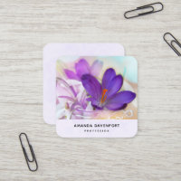 Photo d'un joli Crocus de printemps violet