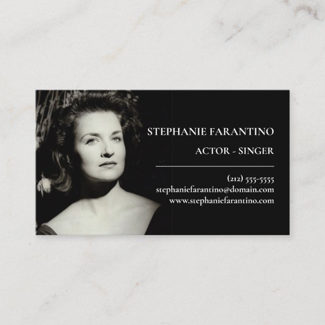 Carte De Visite Casque photo en noir et blanc pour acteur simple (Devant)