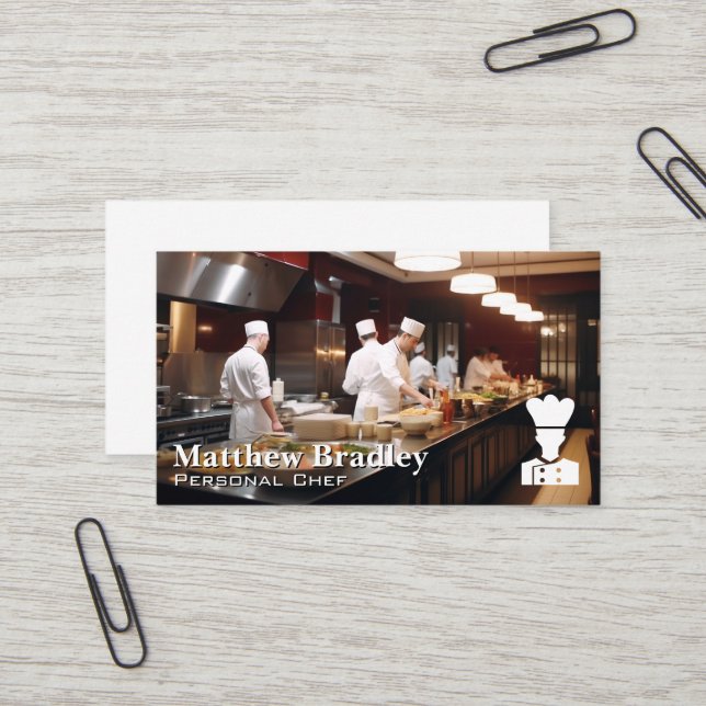 Carte De Visite Chefs Préparer la nourriture dans la cuisine (Devant/Arrière en situation)