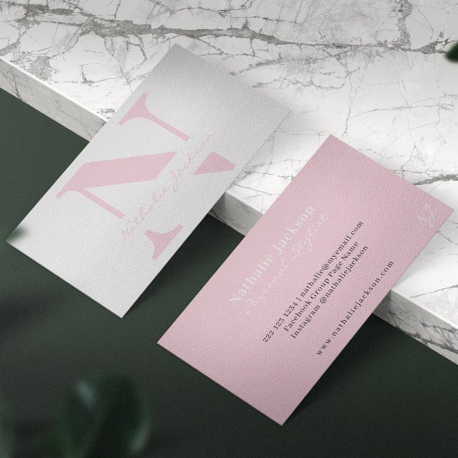 Carte De Visite Chic professionnel rose pâle monogrammed (Créateur téléchargé)