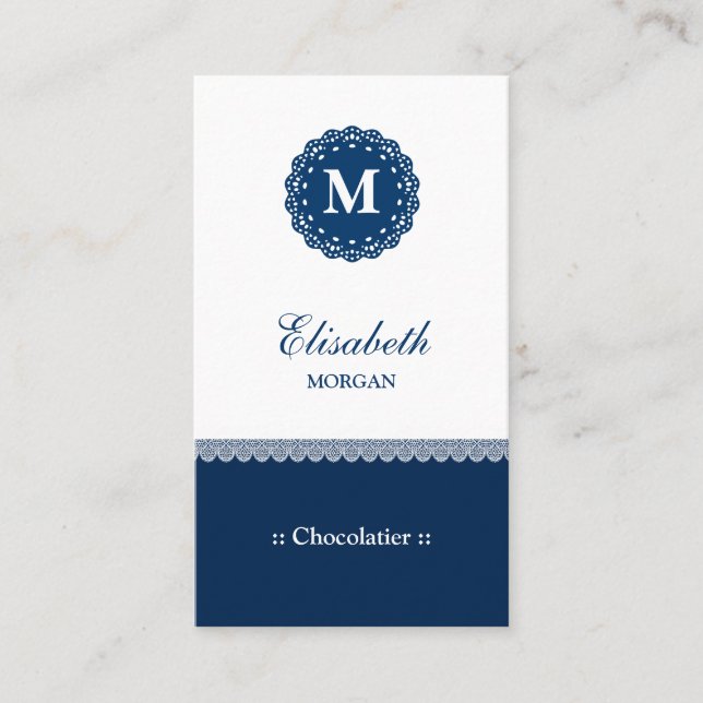 Carte De Visite Chocolatier Élégant Dentelle Bleue Monogramme (Devant)