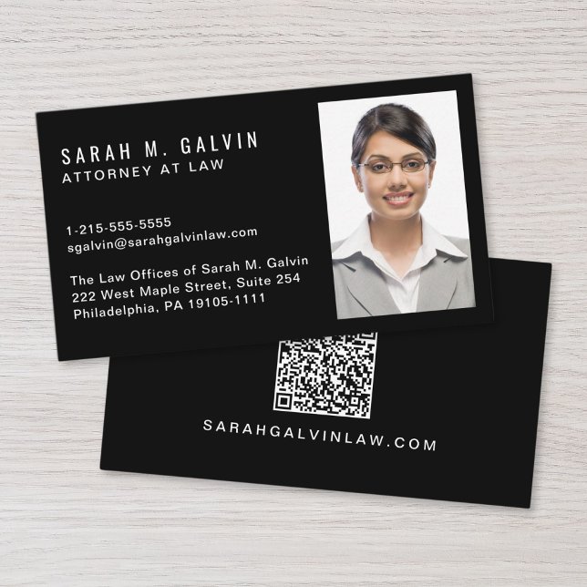 Carte De Visite Code QR de photo professionnelle noir (Make a lasting impression with this modern business card featuring your photo and scannable QR code)
