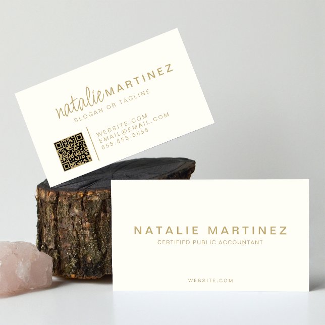 Carte De Visite Code QR Professionnel Élégant Crème Et Script Or (Créateur téléchargé)