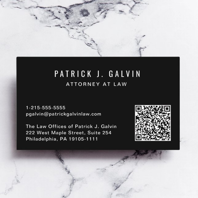 Carte De Visite Code QR professionnel noir (Capture attention, make connections, and leave a lasting impression with our modern QR business card)