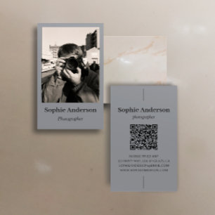 Carte De Visite Code QR Vertical de Photographe Minimaliste Élégan