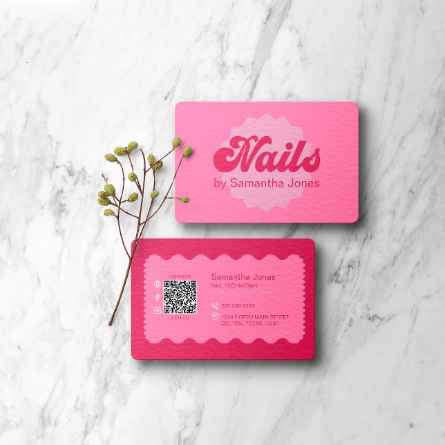Carte de visite de code QR avec clous roses (Créateur téléchargé)