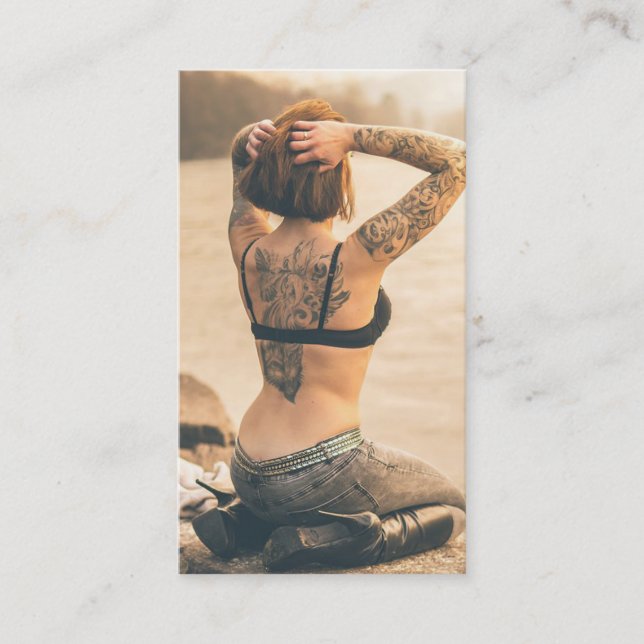 Carte de visite de magasin de tatouage (Devant)