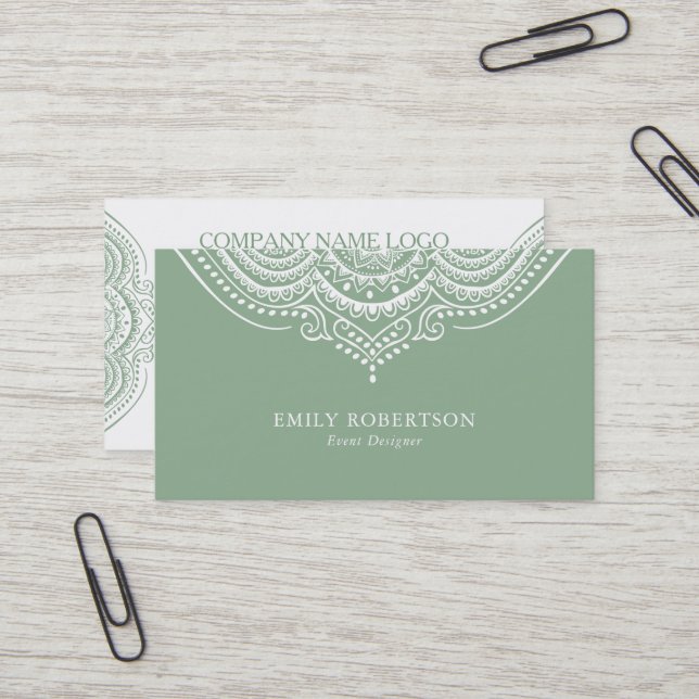 Carte De Visite Dentelle Blanche Paisley Mandala Sur Sage Green (Devant/Arrière en situation)