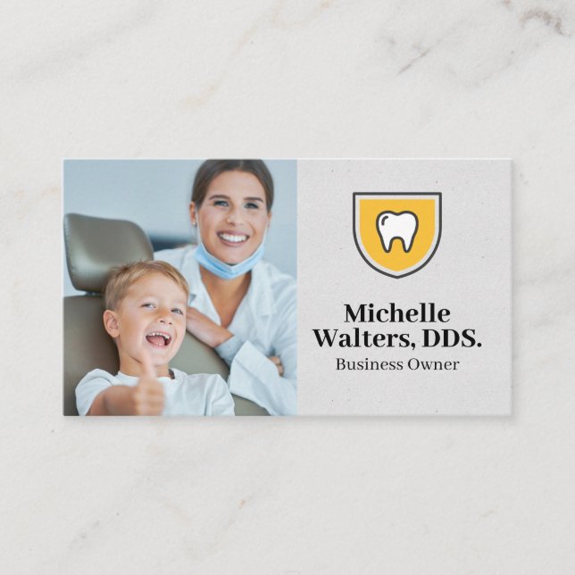 Carte De Visite Dentiste souriant avec petit garçon Patient (Devant)
