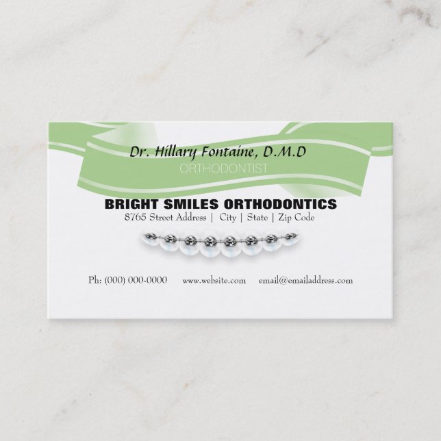Carte de visite d'orthodontiste avec la carte de (Devant)