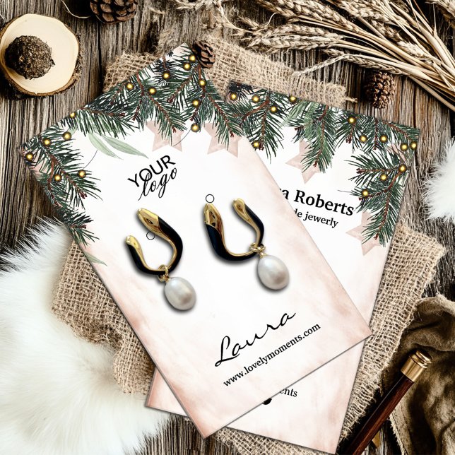 Carte De Visite Élégant écran d'oreille de pin (Elegant Pine Earring Display Business Card #zazzlemade #pinetree #christmas #holiday #festivalpinetr)
