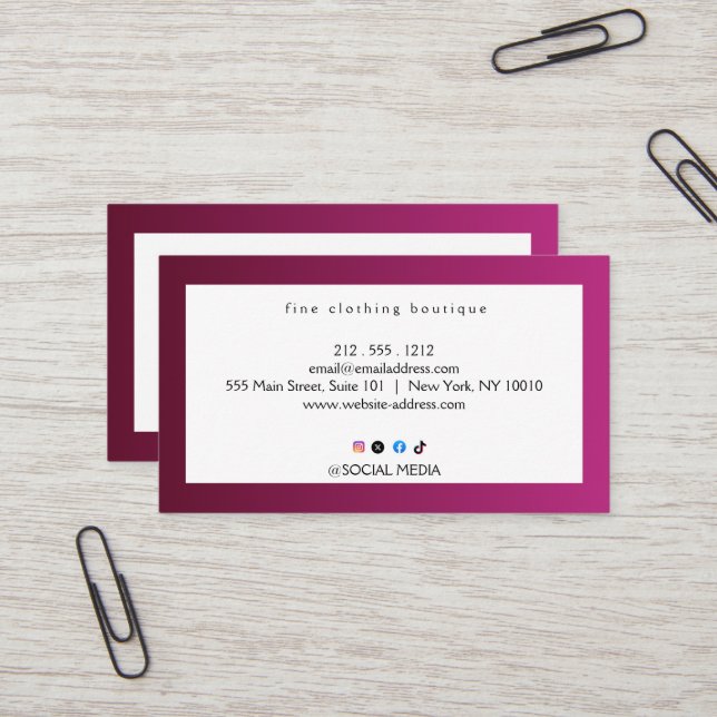 Carte De Visite Fine Clothing Boutique Business Card Modern  (Devant/Arrière en situation)