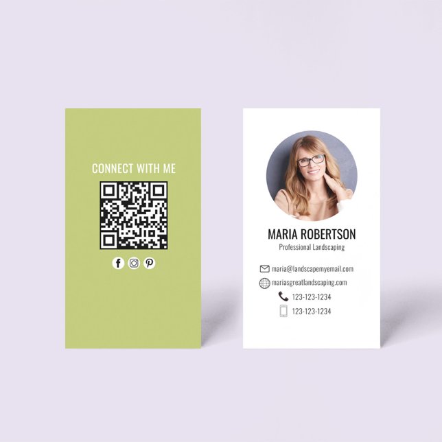 Carte De Visite Green Modern Business Photo QR Code Business Card (Green Modern business card template. )