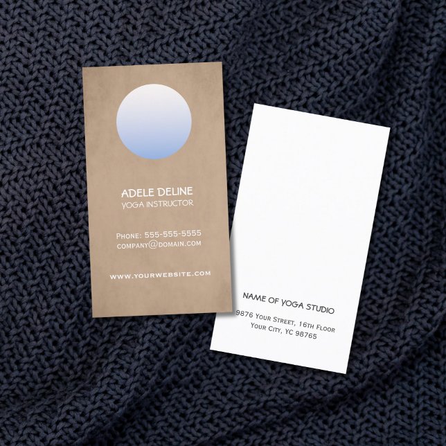 Carte De Visite Instructeur de Yoga Beige Bleu Simple et élégant (Créateur téléchargé)