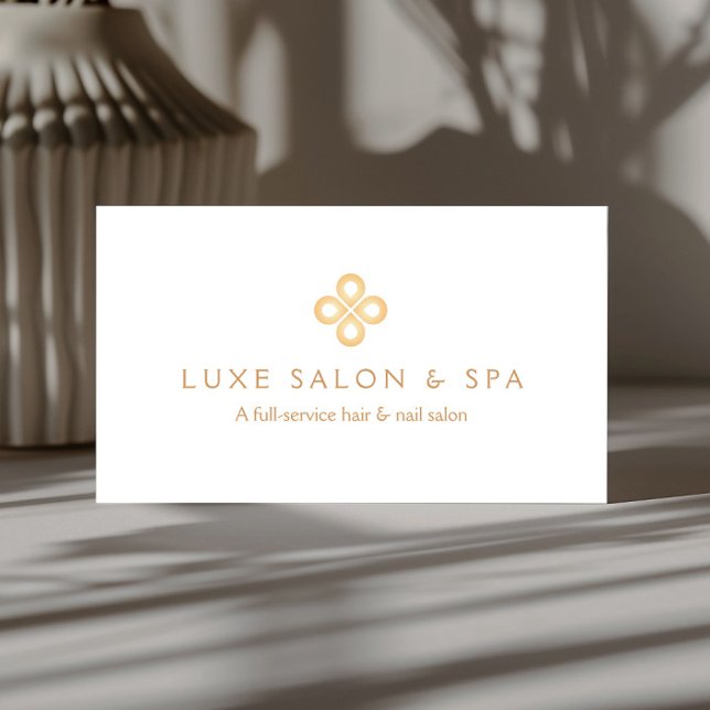 Carte De Visite LOGO ELEGANT GOLD CLOVER sur WHITE pour Salon, Spa (Créateur téléchargé)