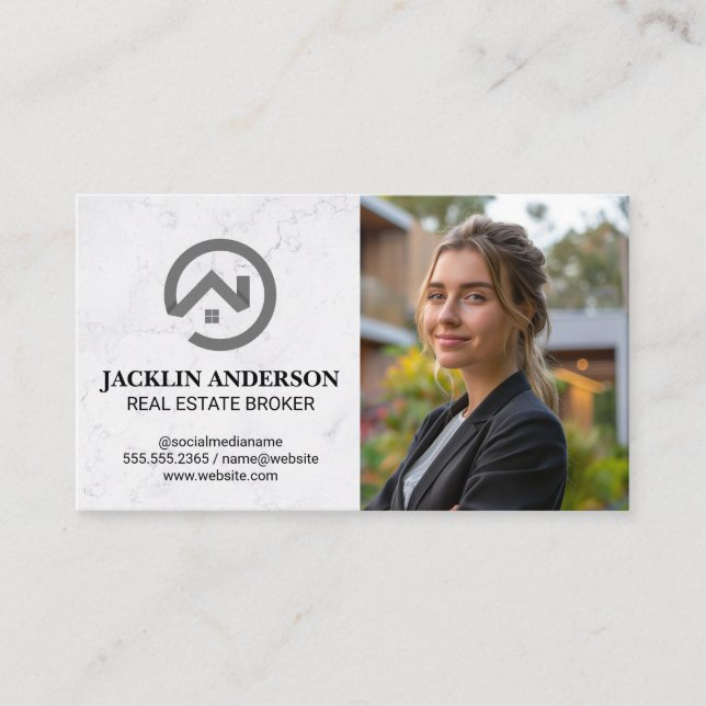 Carte De Visite Logo immobilier moderne | Femme d'affaires (Devant)