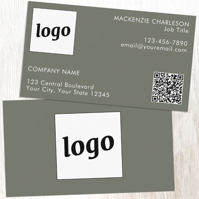 Carte De Visite Logo simple et texte QR Code Sage vert (Logo QR code with custom text sage green minimalist modern business card)
