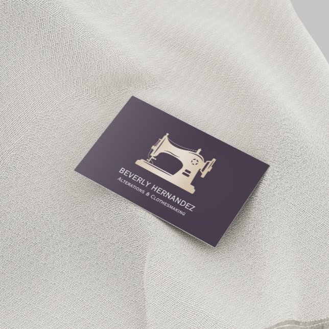 Carte De Visite Machine à coudre Or Seamstress Vêtements pourpre (Créateur téléchargé)