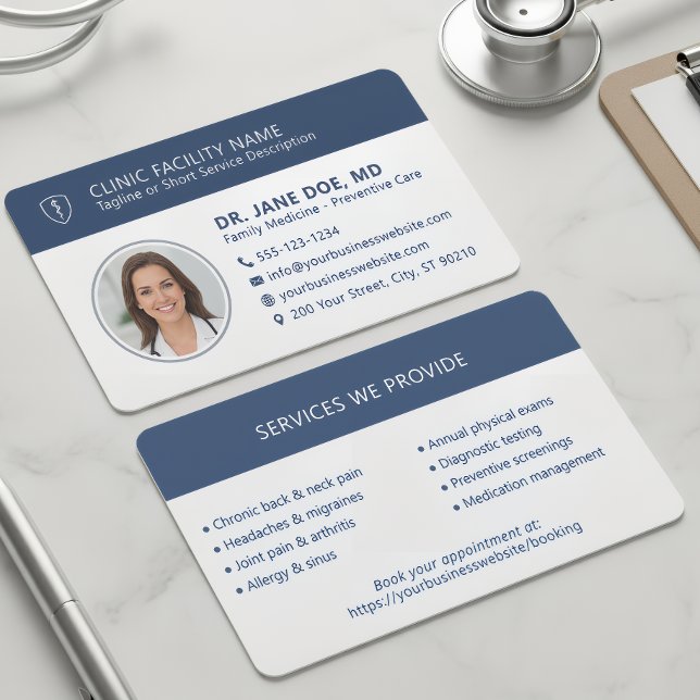 Carte De Visite Medical Doctor Photo Modern Navy Blue Clinic (Créateur téléchargé)