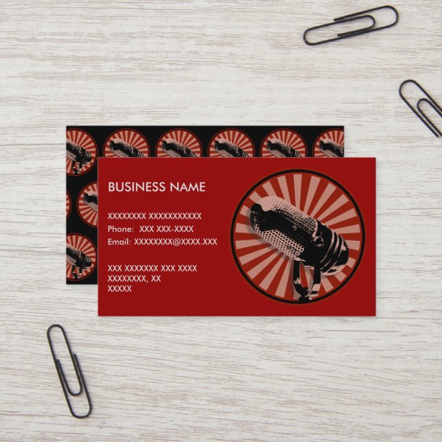 Carte De Visite Microphone rétro en rouge (Devant/Arrière en situation)