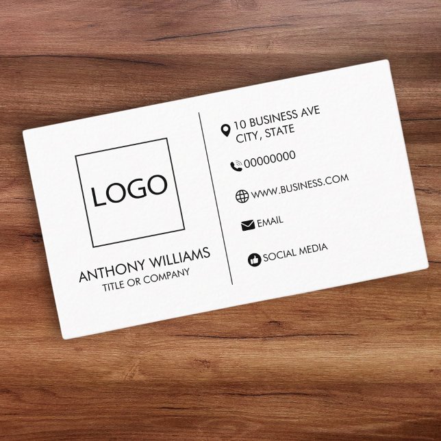 Carte De Visite Modèle de conception générique en blanc clair (classic modern white business card with logo template. Create your own business card.)