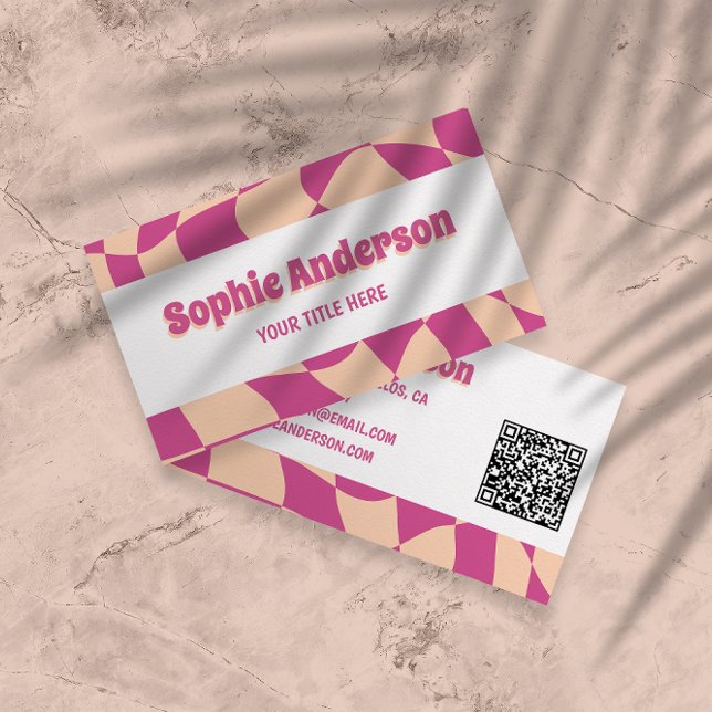 Carte De Visite Modern 70s Retro Pink Wavy with QR Code (Créateur téléchargé)