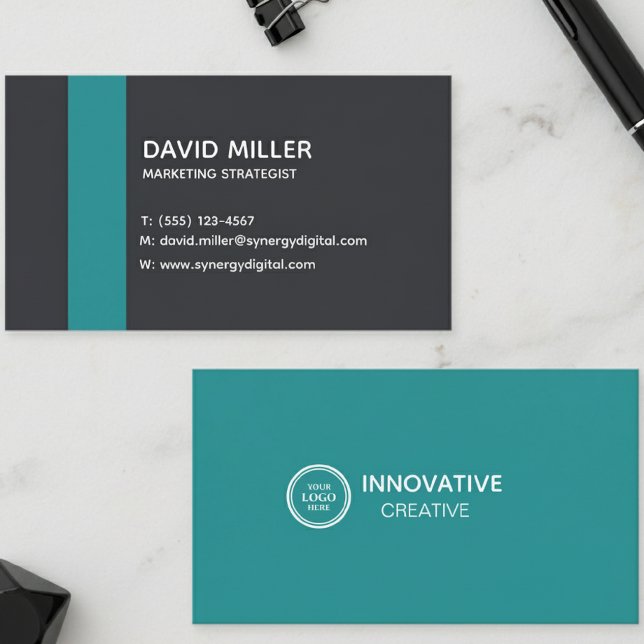 Carte De Visite Modern Business Card for Marketing Strategist (Créateur téléchargé)