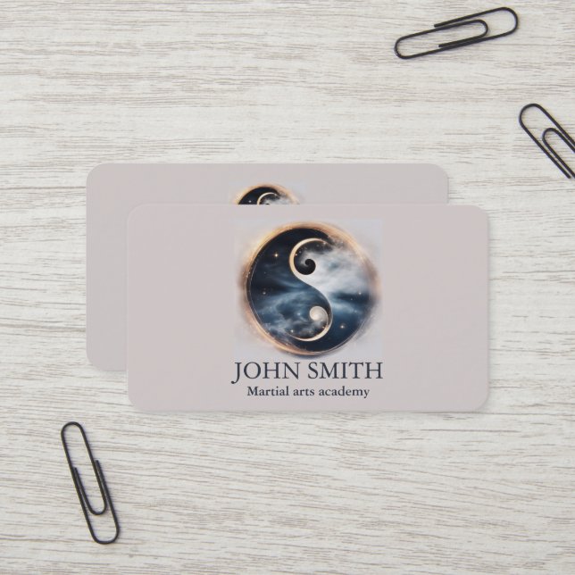 Carte De Visite Modern Minimalist Martial Arts Yin Yang Karate  (Devant/Arrière en situation)