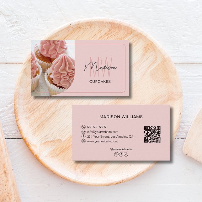 Carte De Visite Modern Monogram Logo QR Bakery Pastry Chef (Modern Monogram Logo QR Bakery Pastry Chef Business Card)