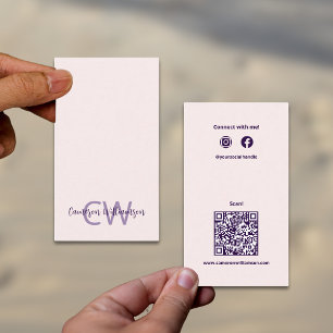 Carte De Visite Monogramme moderne à fond solide QR Code social
