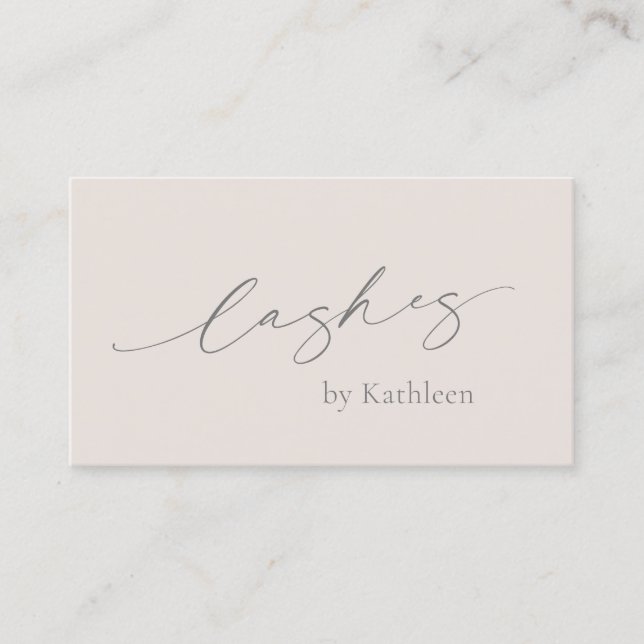 Carte De Visite Neutre Beige Tan QR Code Élégants Lashes Moderne (Devant)