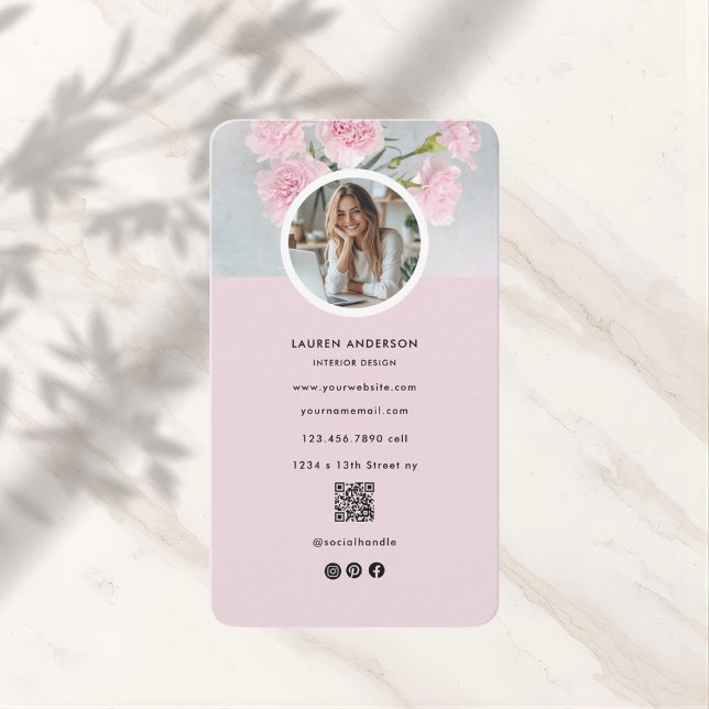 Carte De Visite Photo florale rose moderne et code QR (Créateur téléchargé)