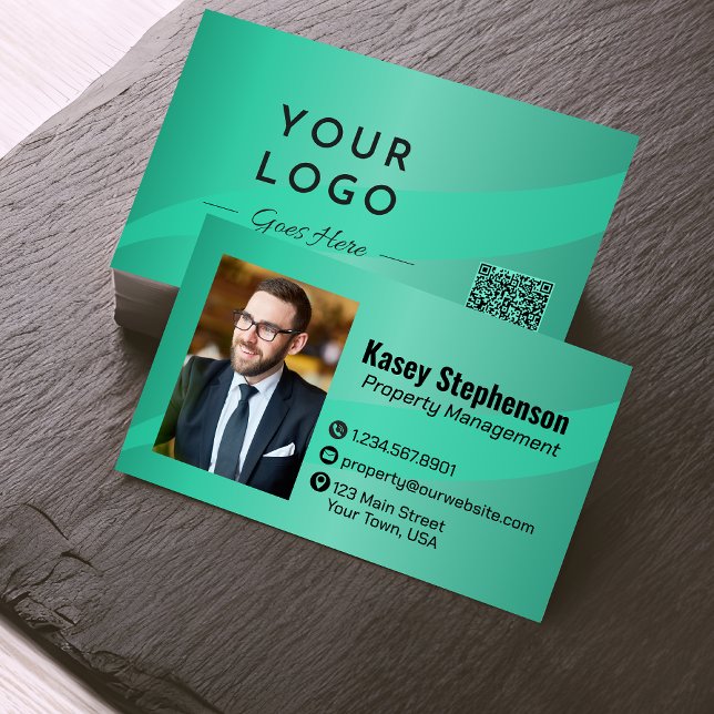 Carte De Visite Photo verte professionnelle QR Code Moderne (Créateur téléchargé)