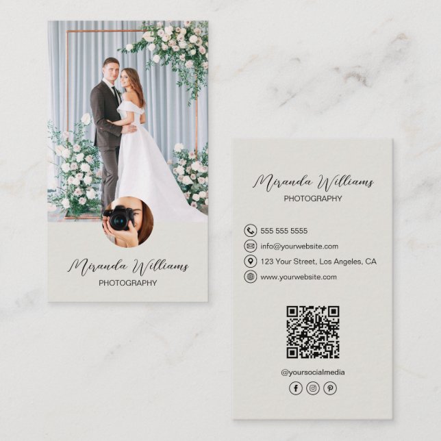 Carte De Visite Photographe 2 Photos QR Médias sociaux ton neutre (Devant / Derrière)