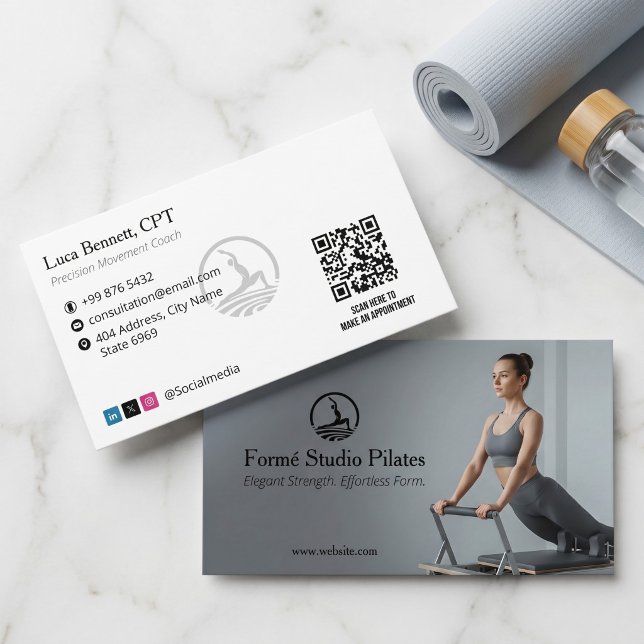 Carte De Visite Pilates Studio Entreprise | Code-Barres Moderne Gr (Créateur téléchargé)