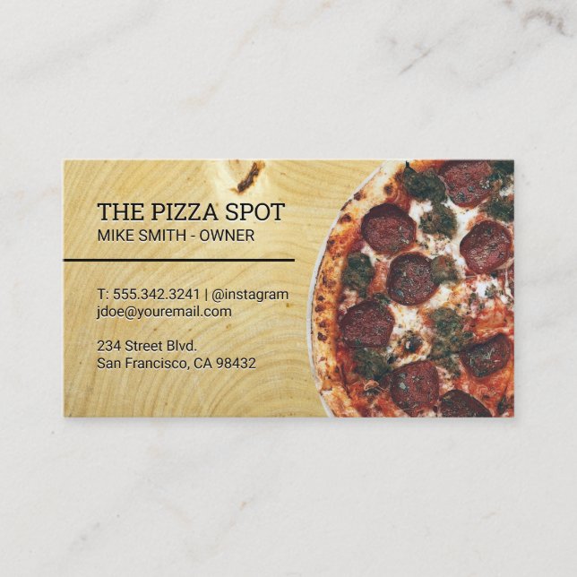 Carte De Visite Pizza sur table en bois (Devant)