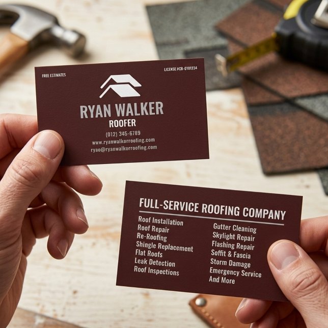 Carte De Visite Professional Brown Roofer & Roofing Contractor (Créateur téléchargé)