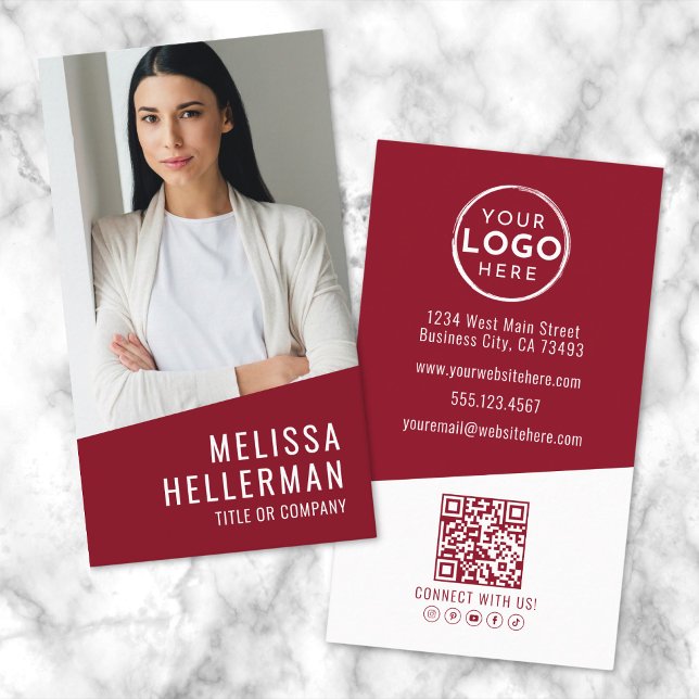 Carte De Visite Rouge Contemporain Photo QR Code Logo Vertical (Red Contemporary Photo QR Code Logo Vertical Business Card)