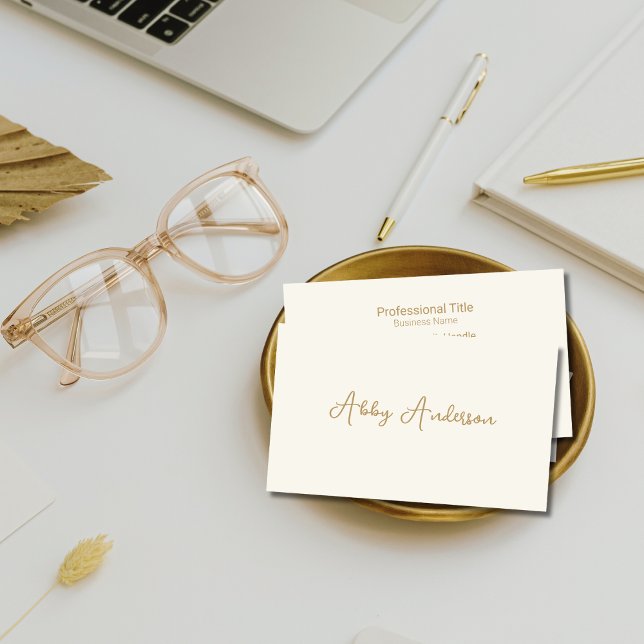Carte De Visite Script minimaliste d'or simple et moderne | Blanc (Créateur téléchargé)