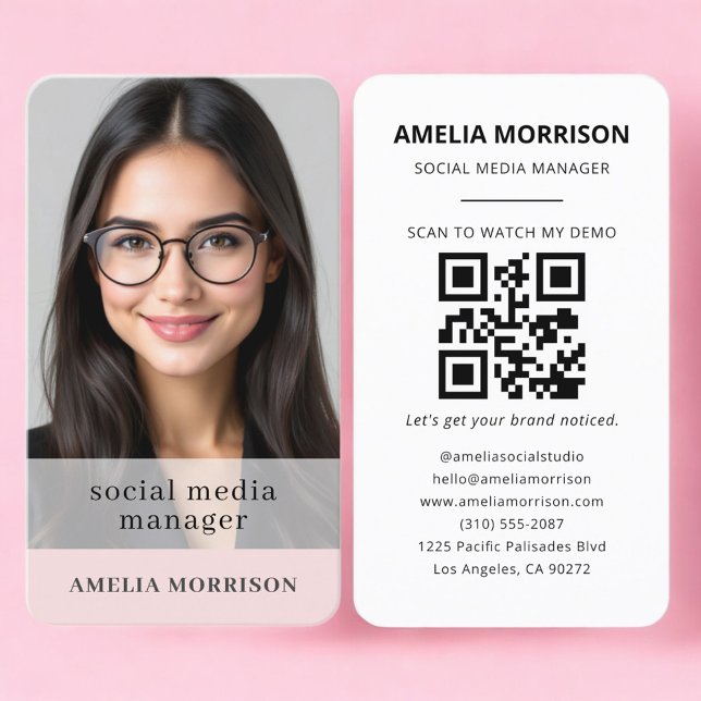 Carte De Visite Social Media Manager Blush Pink QR Code Photo  (Créateur téléchargé)