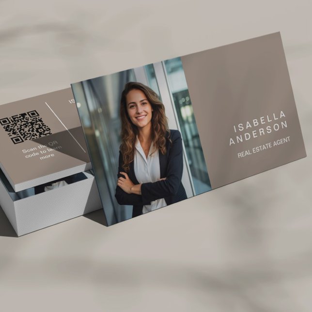 Carte De Visite Taupe Moderne Immobilier Professionnel Photo QR (Créateur téléchargé)