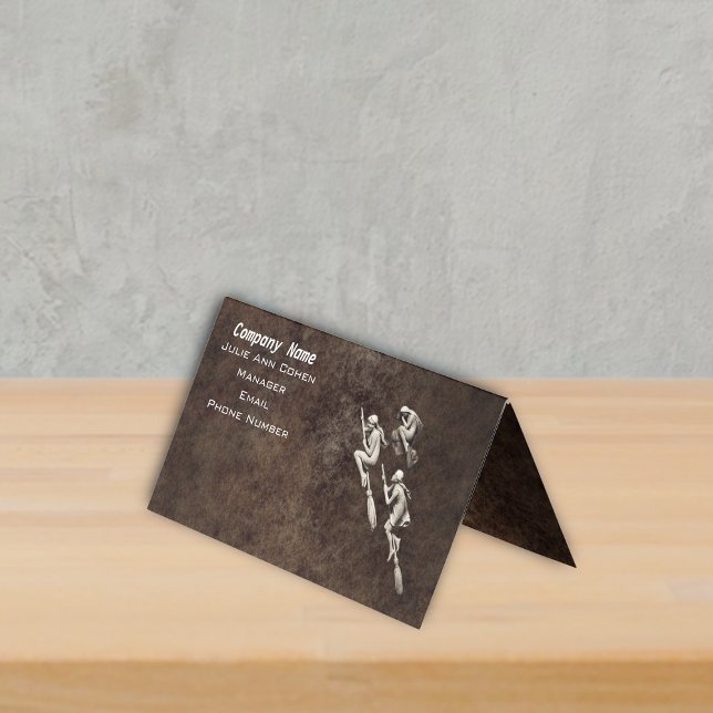 Carte De Visite Trois Sorcières Volantes Blanches Salles Brun (Three pretty white witches flying on brooms on mottled shades of brown standing business card.)