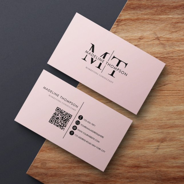 Carte De Visite Typographie moderne Monogramme noir rose QR code (Créateur téléchargé)