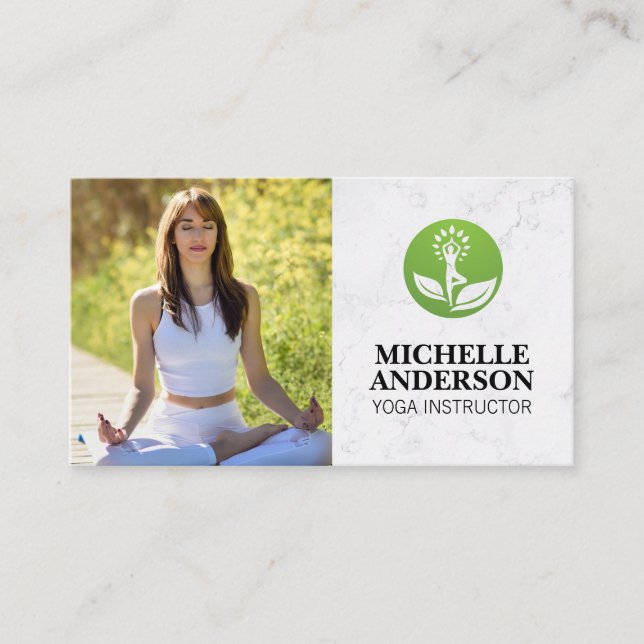 Carte De Visite Une femme en train de méditer | Yoga (Devant)