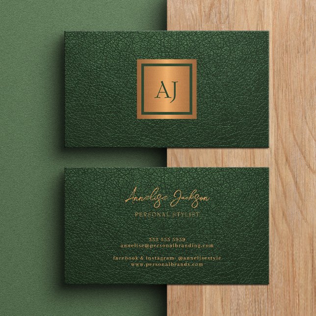 Carte De Visite Unique modern monogram professional gold green (Créateur téléchargé)