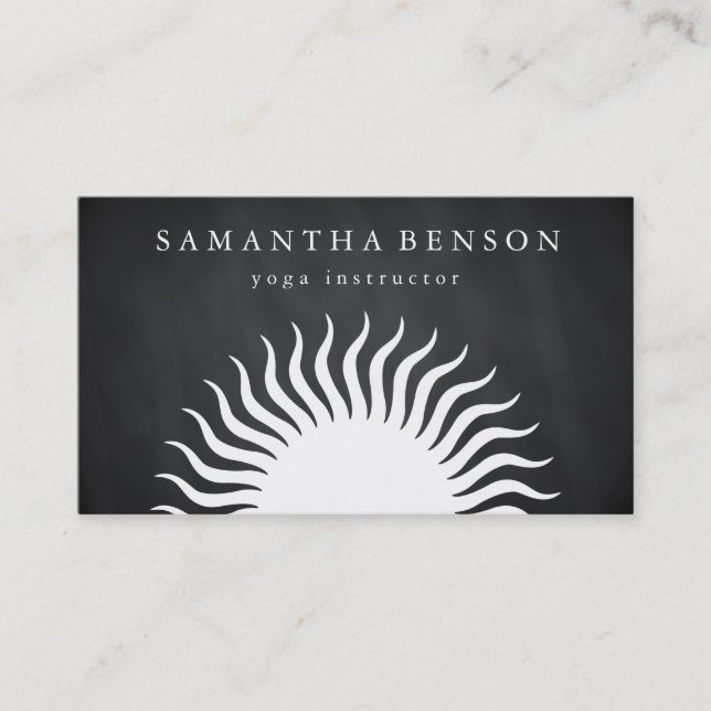 Carte De Visite Yoga noir et blanc élégant de logo de Sun (Devant)