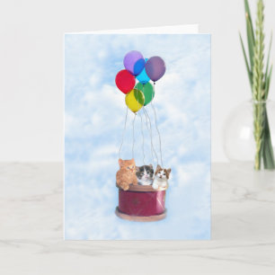 Carte de voeux chaude de ballon à air de chatons
