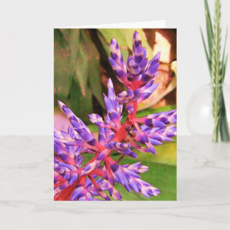 Carte de voeux exotique pourpre d'usine de fleur
