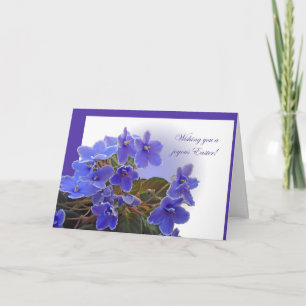 Carte de voeux heureuse de Pâques - violettes
