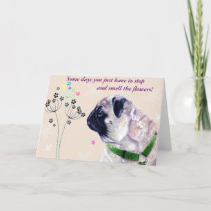 Carte de voeux mignonne de carlin et de fleurs